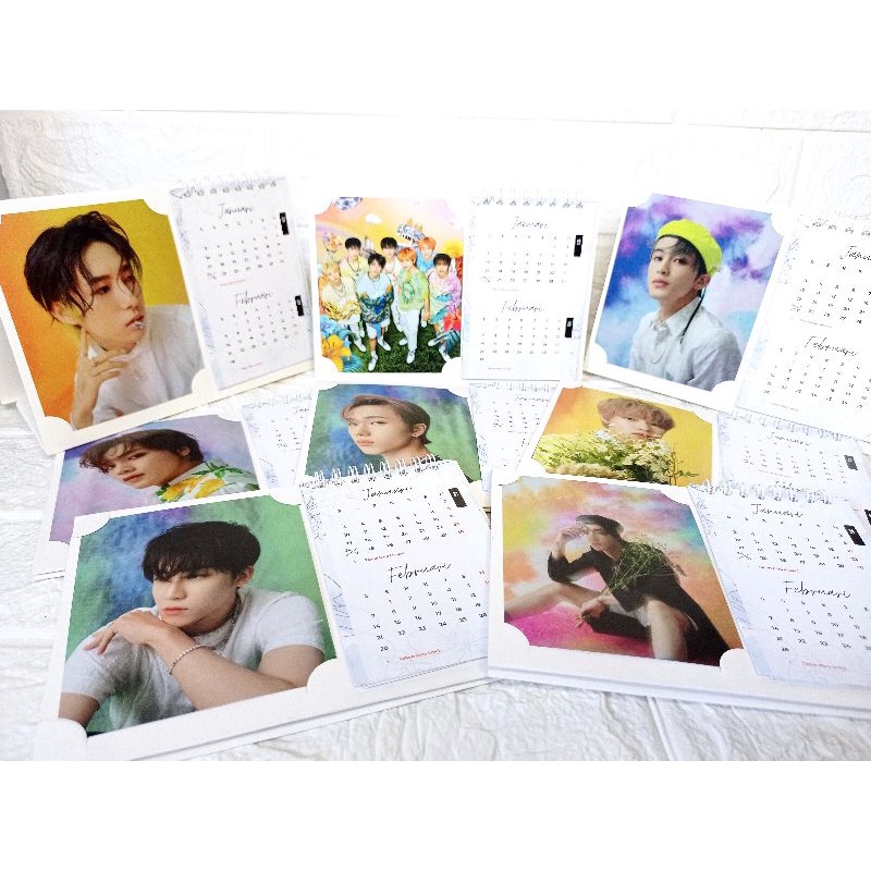 

NCT Hello Future kalender Meja / kalender duduk