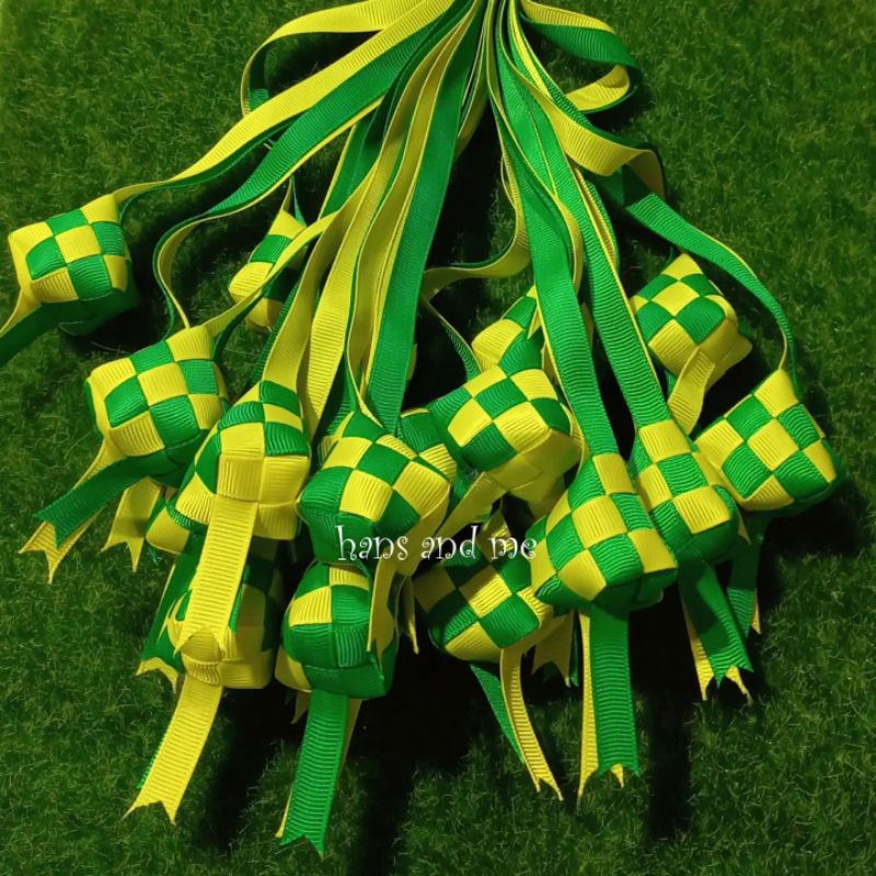 

Ketupat Hias Pita Grosgrain Idul Fitri 4cm isi Dakron Hijau - Kuning