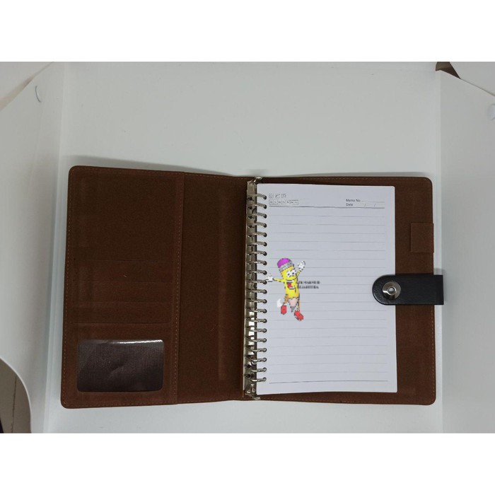 

Buku Agenda Binder Kulit Kancing Ukuran A5