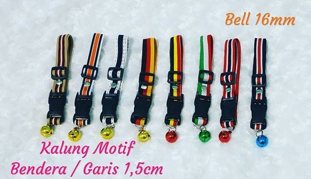 Kalung kucing dewasa anjing kecil GG Motif dan bendera lonceng 16mm lebar 1.5cm