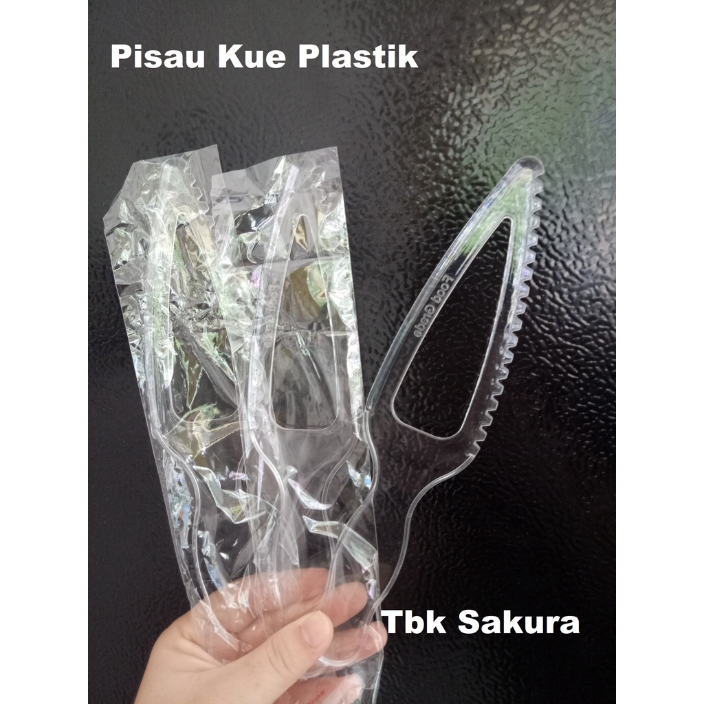 Pisau Kue plastik / pisau kue tart