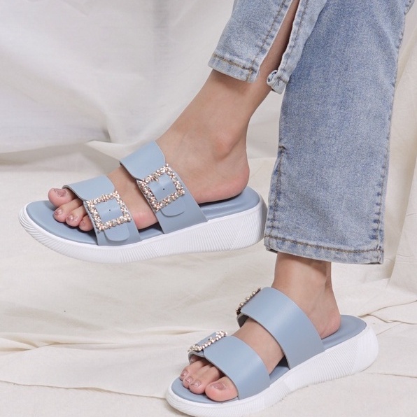 Sara Sara JOA Sandal Slop Wanita Kekinian Gesper Berlian Sendal Selop Cewek Sol Flatform Karet Sandal Wanita Terbaru