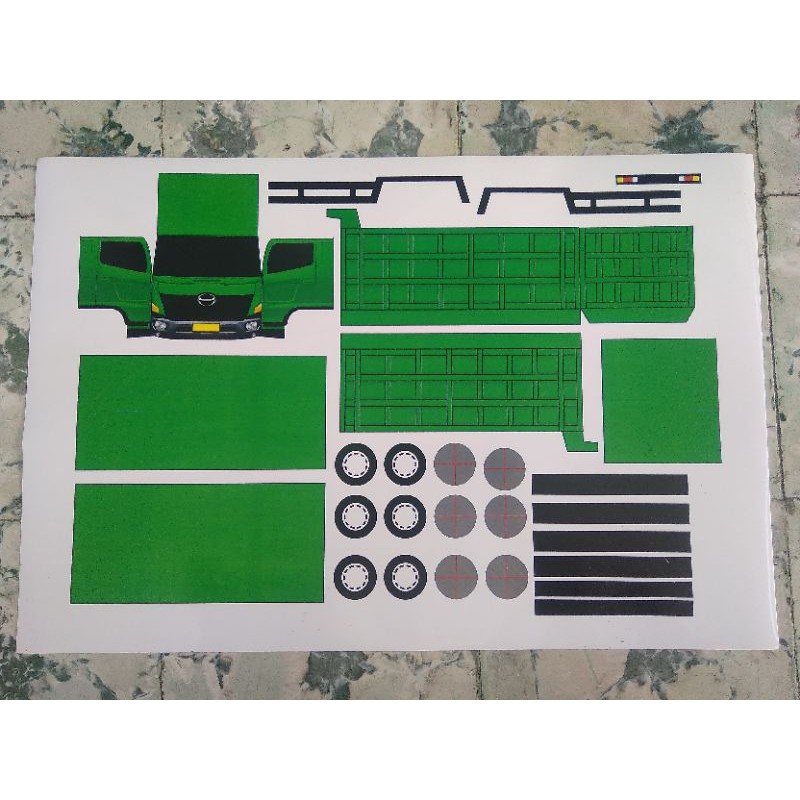 🆕Lembaran PaperCraft Dump Truk Hino Ukuran P.21cm L.7cm T.±9cm