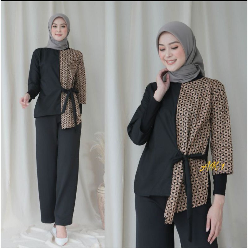 tey-17 Batik wanita ASJ SA HRB026 Kenongo Kemeja Tosca Pendek-Hitam bintang