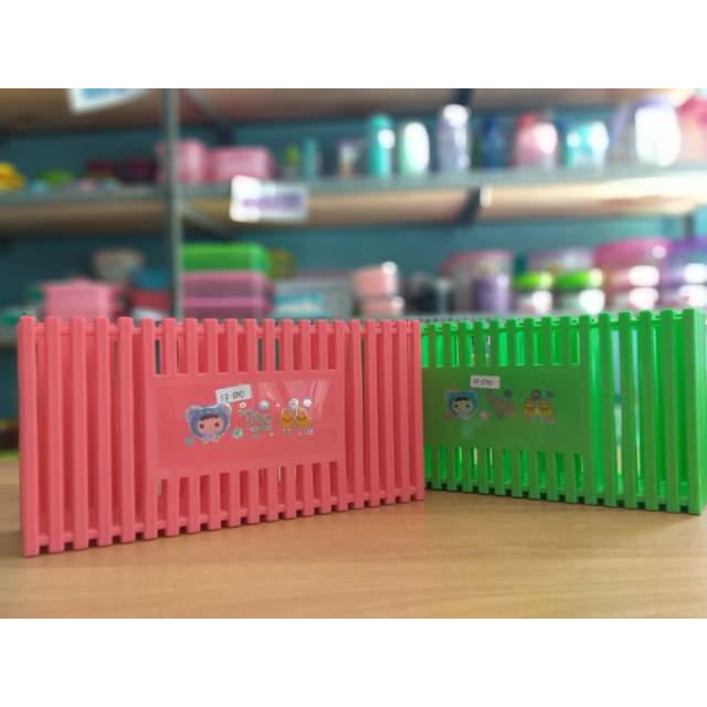 

Tempat pensil Hommy 3105-Raymond