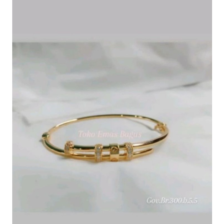 gelang emas asli oval Cartier paku kadar 300