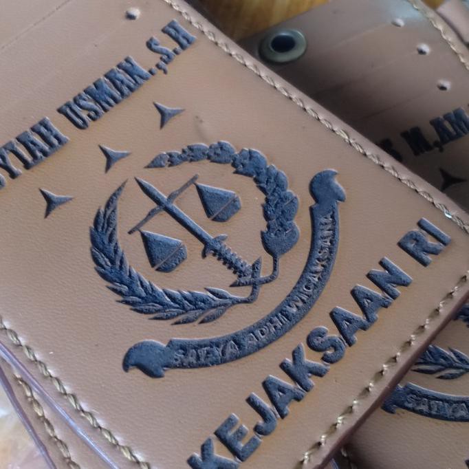 

BARANG BARU Name tag id card kejaksaan Grafir custom untuk semua kedinasan