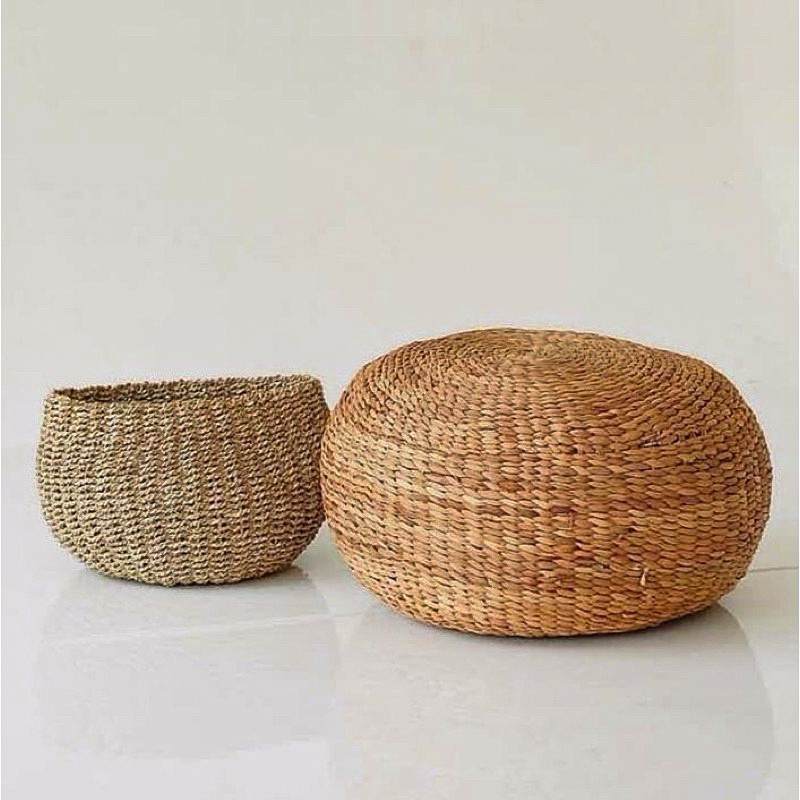 Bantal Pouff Bulat Anyaman / Bantal Bulat Eceng Gondok / Kerajinan Anyaman / Diameter 40 cm