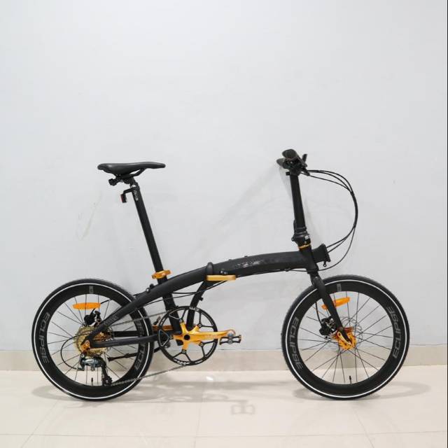 Sepeda Lipat/Folding Bike Element ECosmo 10 Limited Edition 20inch