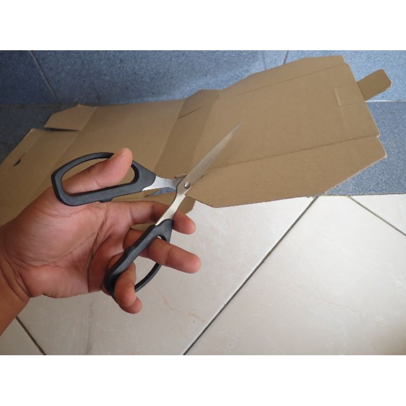 

Gunting Besar V-TEC SC-9018 8.6" Tajam Stainless Steel