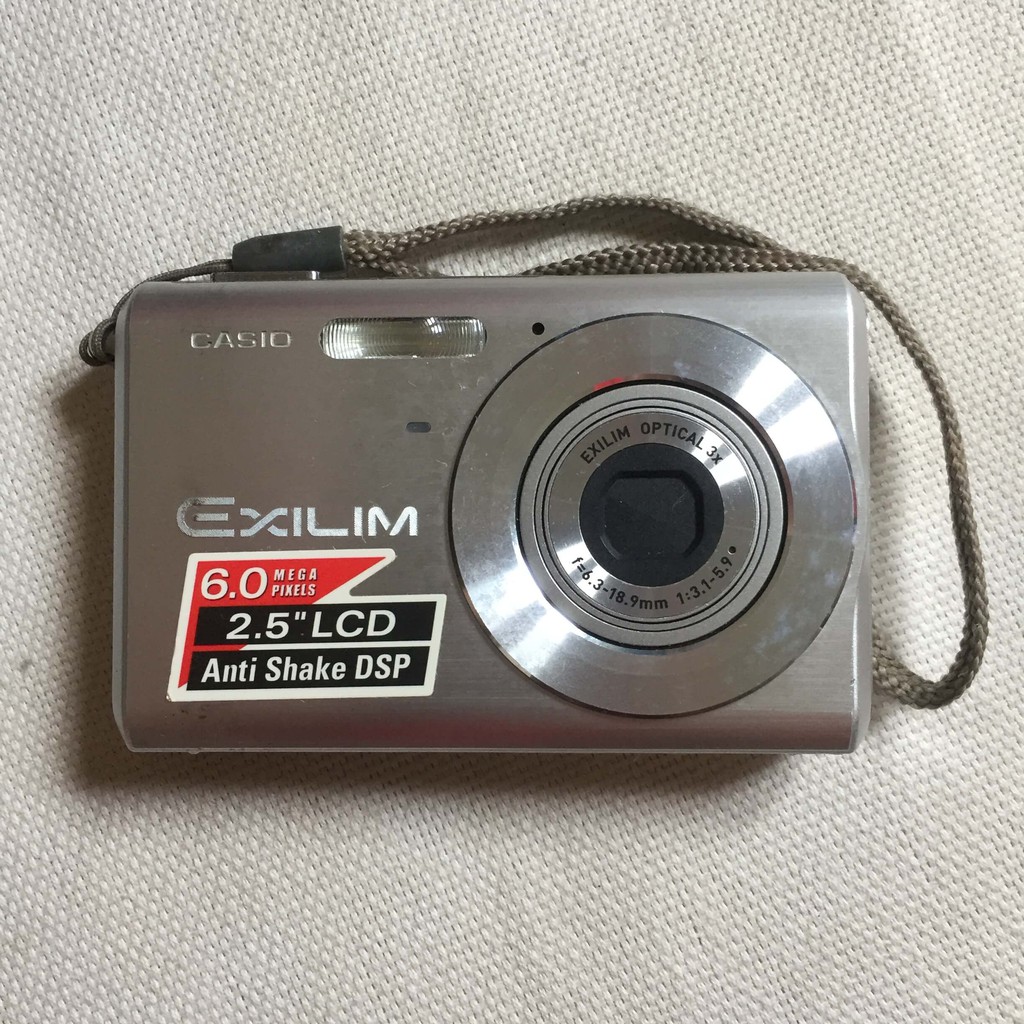 Casio Exilim EX-Z60 Peralatan Lengkap Minus Mati