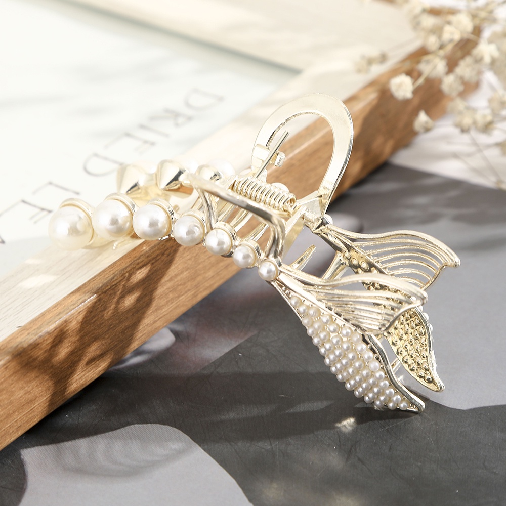 Korean Pearl Fishtail Claw Clips Fashion Metal Hair Clip Temperament Hair Clamps Women Hair Accessories