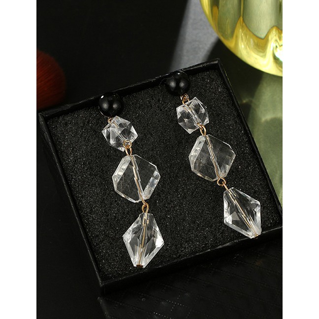 LRC Anting Tusuk Fashion White Full Diamond Decorated Long E92199