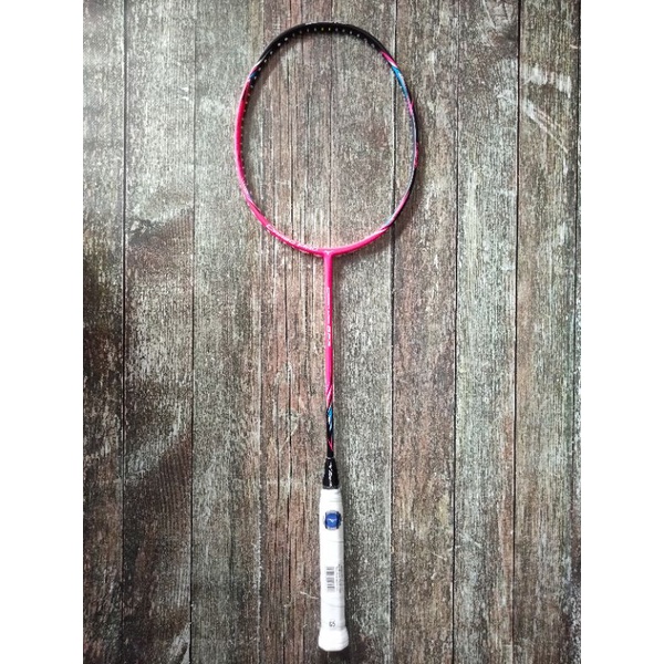 Mizuno Carbo Pro 825 Raket Badminton