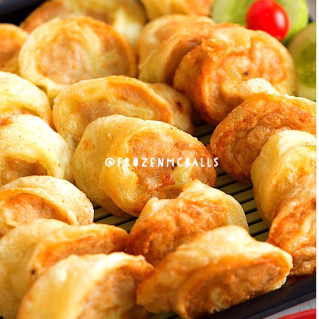 

Egg Chicken Roll 18 Pcs