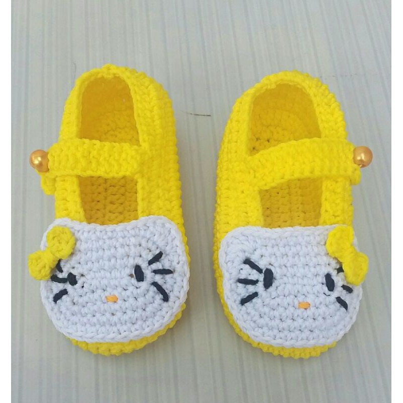 sepatu bayi cewek rajut heandmade sepatu bayi perempuan prewalker