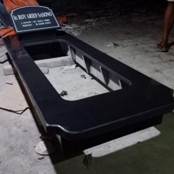 Kijingan Makam Marmer Hitam1 | Promo Murah 