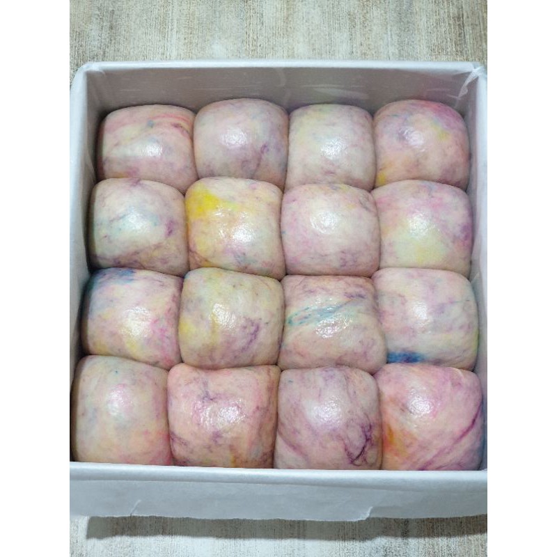 

TieDye Japanese Milk Bun / Bread / Buns / Roti Kasur Pertama Di Jakarta