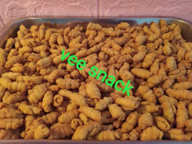 

Vee snack"kue garpu gurih 250gr (homemade)