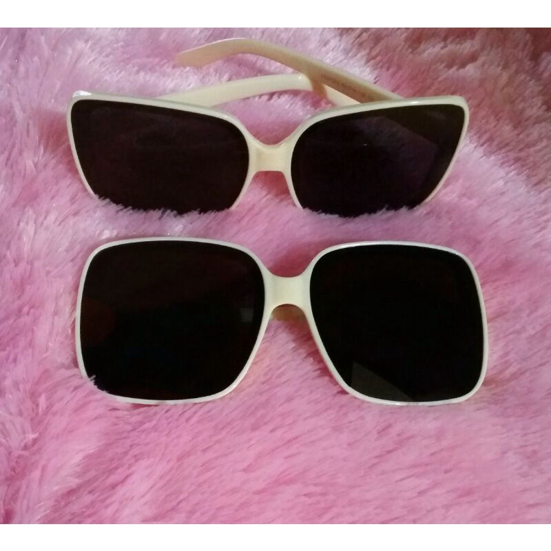 KACAMATA HITAM KOREAN GAYA WANITA OVERSIZED