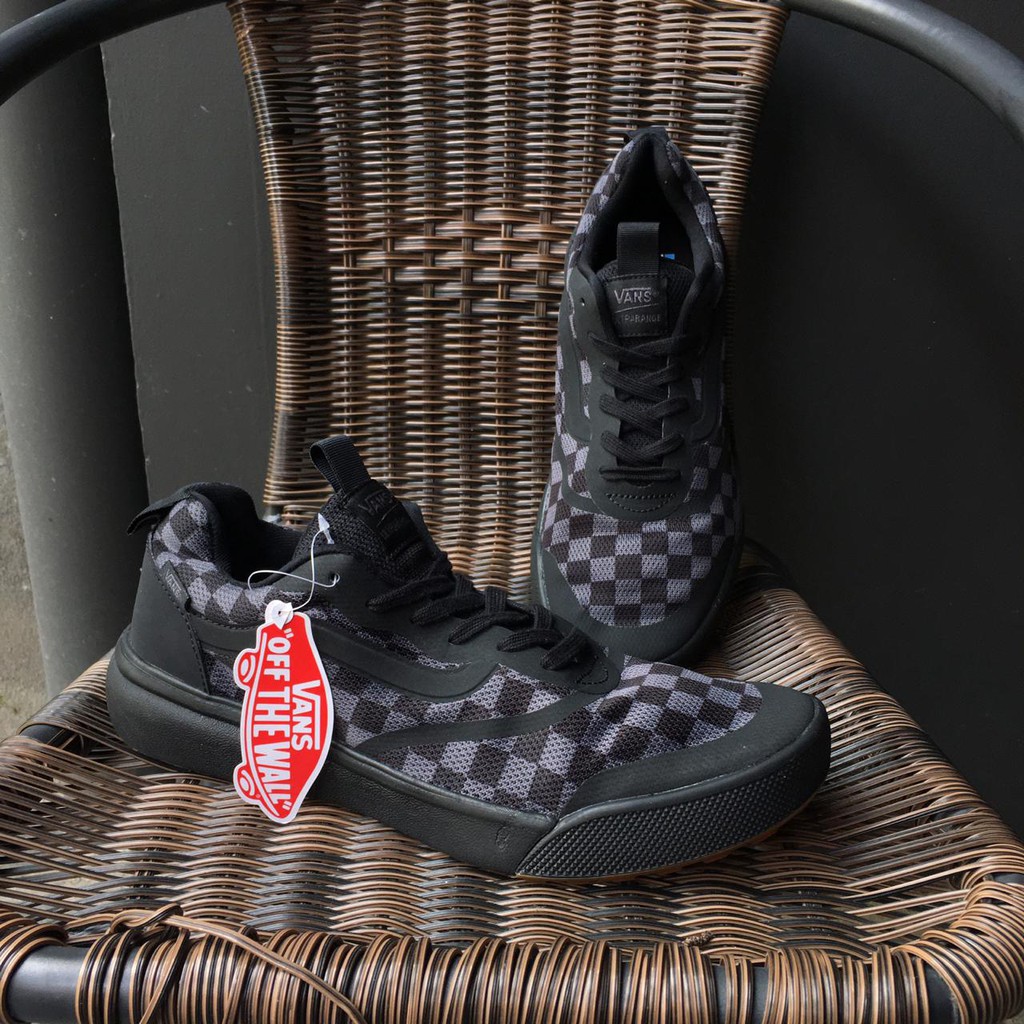 vans ultrarange rapidweld checkerboard
