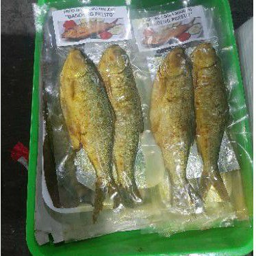 

2 PCS IKAN BANDENG PRESTO TULANG LUNAK UKURAN SEDANG