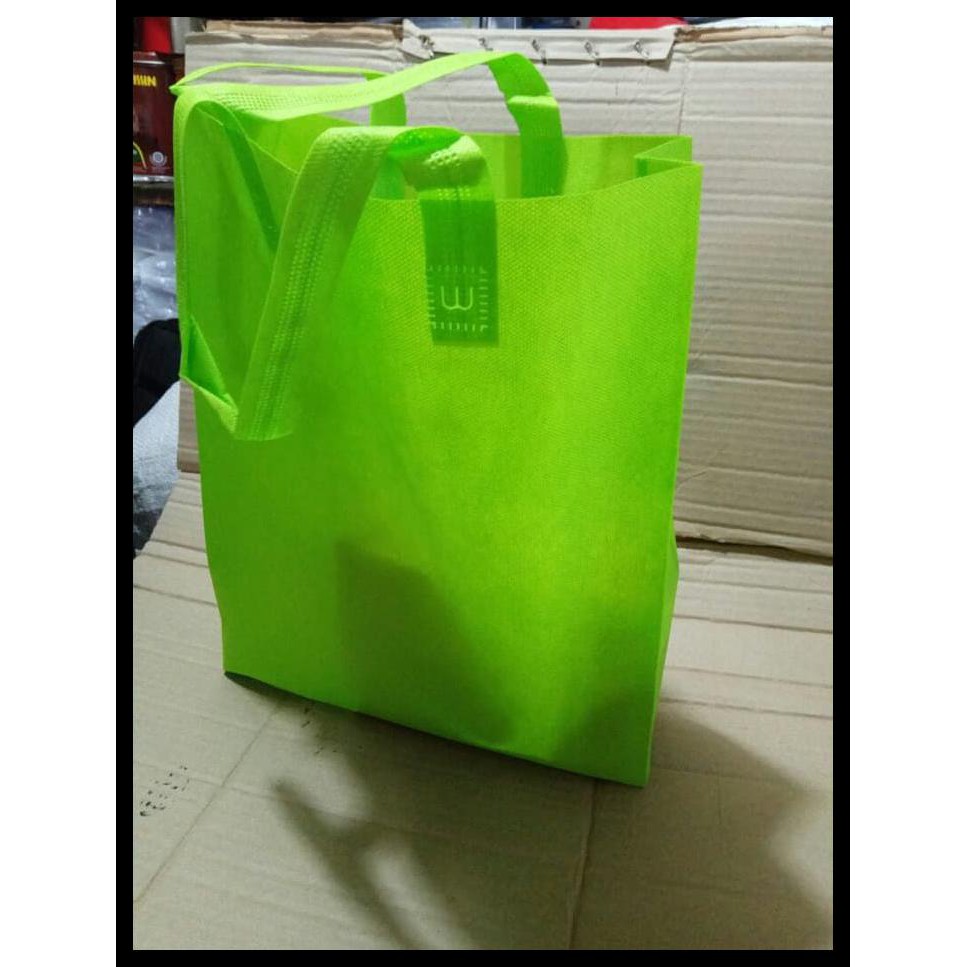 

Spunbond 30X40 | Pon Oval , Tas Bahan, Tas Kain, Goodie Bag Polos