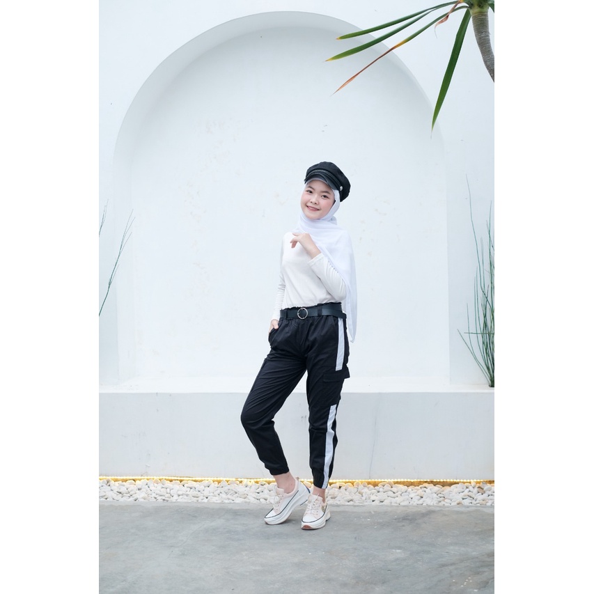 CELANA CARGO WANITA TERBARU/CELANA CARGO STRETCH/CELANA CARGO LIST PUTIH