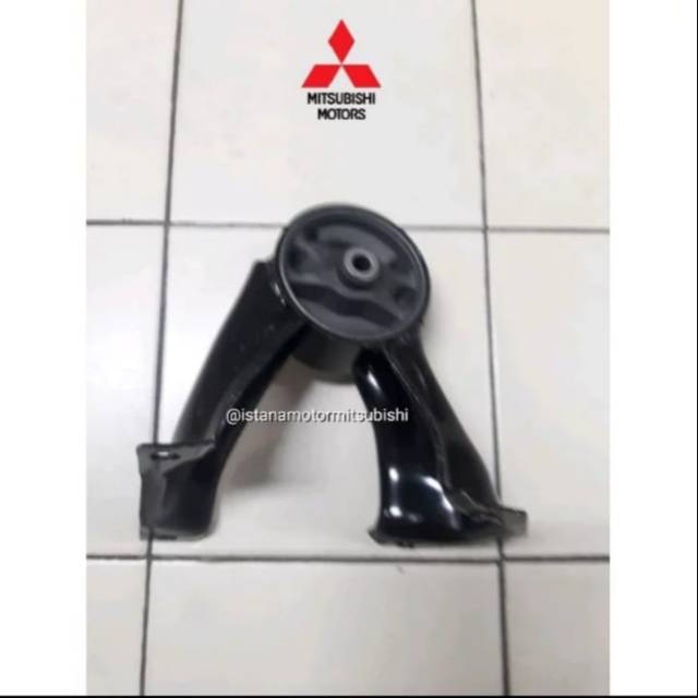 Engine Mounting Belakang Lancer Cedia CS3 CS5 Monting