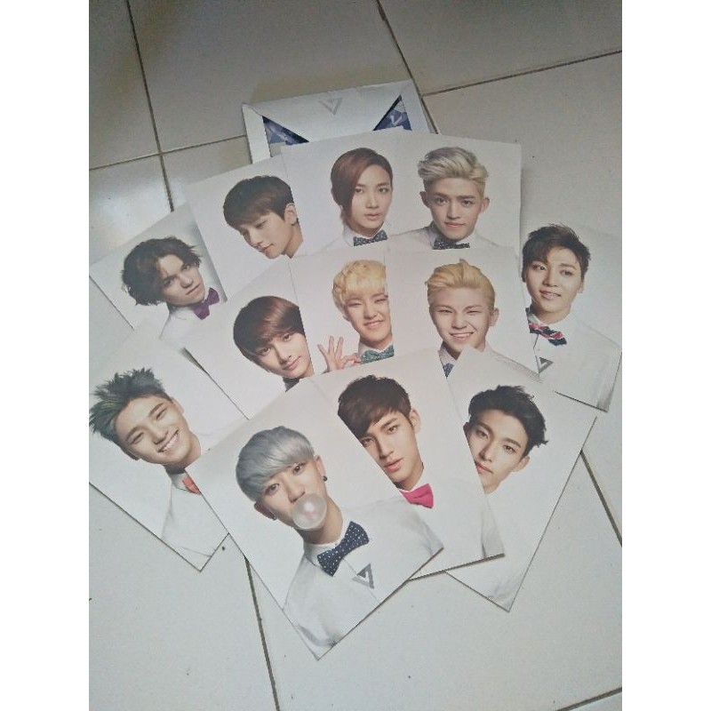 SEVENTEEN 17CARAT POSTCARD