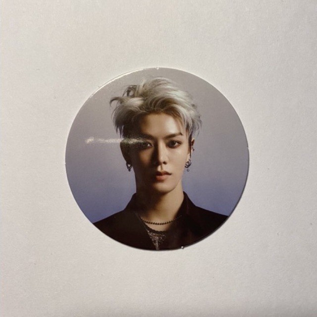 YUTA CIRCLE PHOTOCARD PUNCH ALBUM NCT OFFICIAL