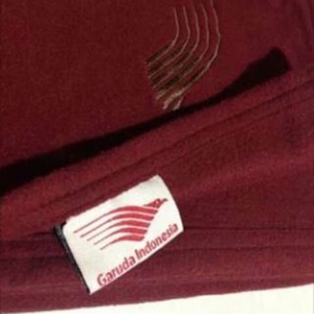 Selimut Garuda Indonesia Airways