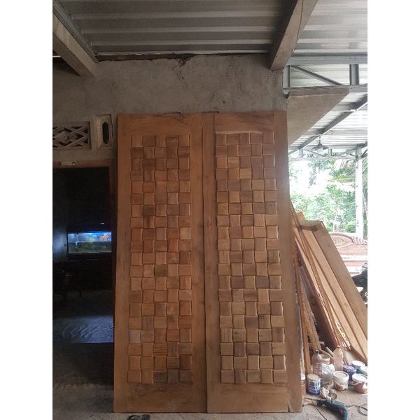pintu utama kayu jati
