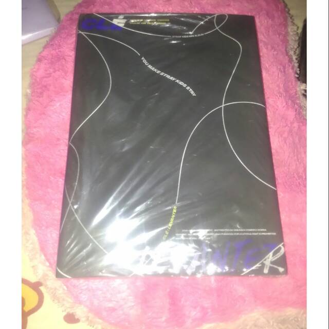 ALBUM STRAYKIDS LEVANTER LIMITED VER.