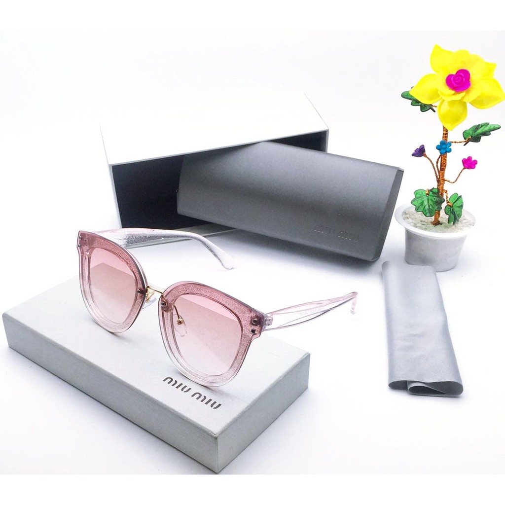Kacamata / Sunglass Wanita Miumiu Y8512 Fullset   Cairan Pembersih