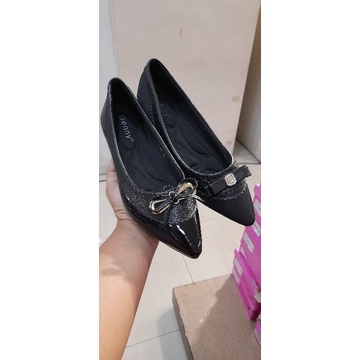 SALE sepatu flat merk genny original