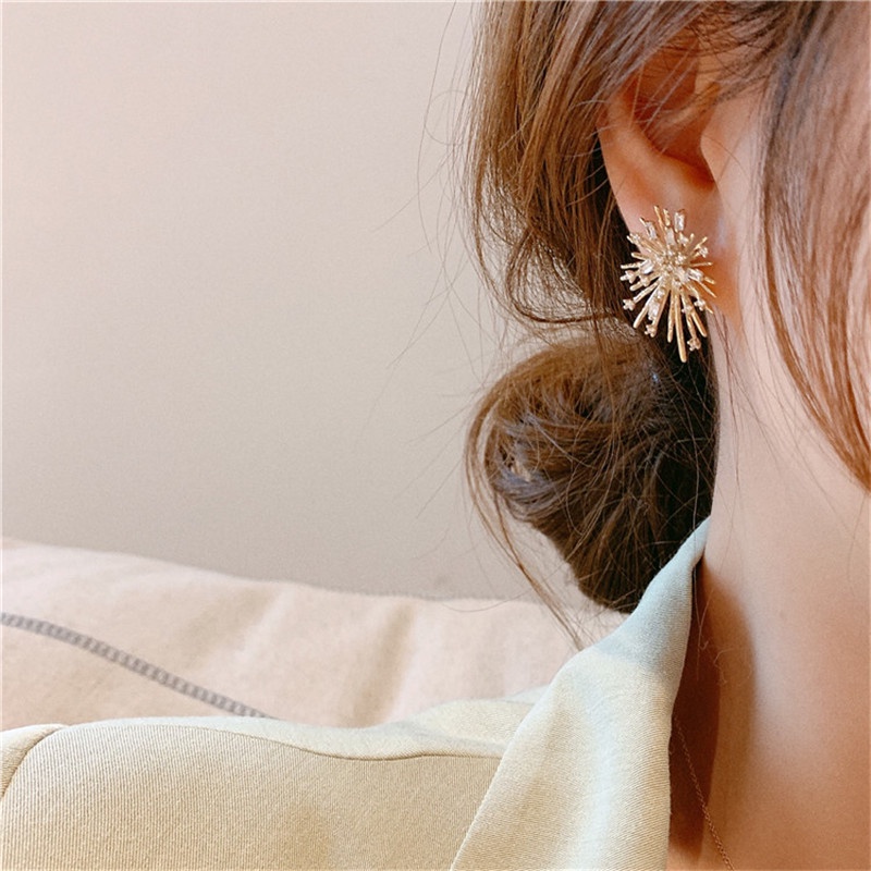 Anting Silver Needle s925 Hias Kristal Berlian Imitasi Untuk Perempuan