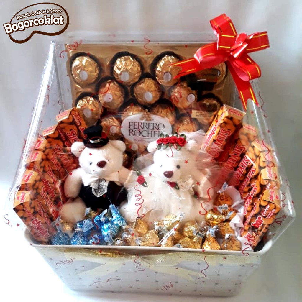 

Parsel Keranjang Teddy Wedding