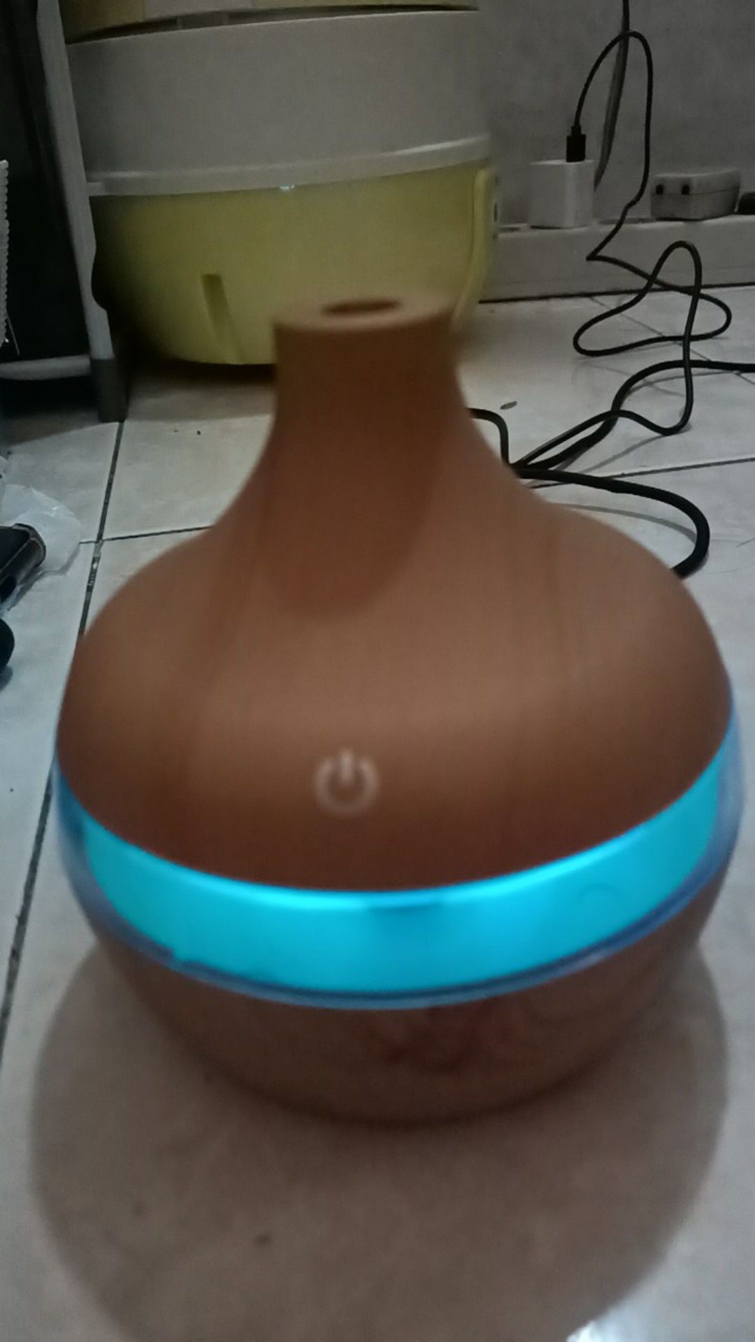 Humidifier Aroma Terapi Kamar Tidur Alat Pelembab Udara Ruangan 7 Warna Led Lampu Uap Therapy 300ml