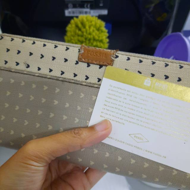Preloved Dompet Fossil
