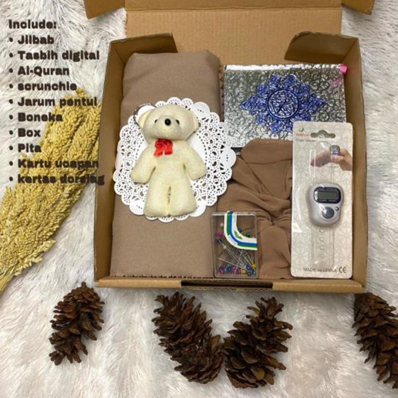 

KADO HAMPERS GIFTBOX CEWEK/GIFTBOX JILBAB/KADO ULANG TAHUN/KADO WISUDA/KADO JILBAB/HAMPERS CEWEK