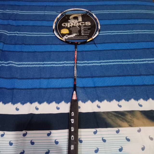 RAKET BADMINTON APACS HOWLER. ORIGINAL