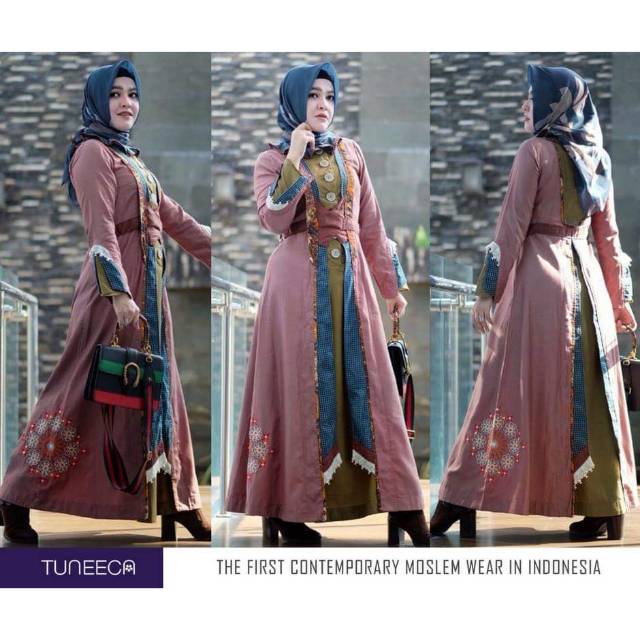 Preloved (PL) Tuneeca size XS Edisi A Day at Bahia Palace (T-0318064) Farouche Halima