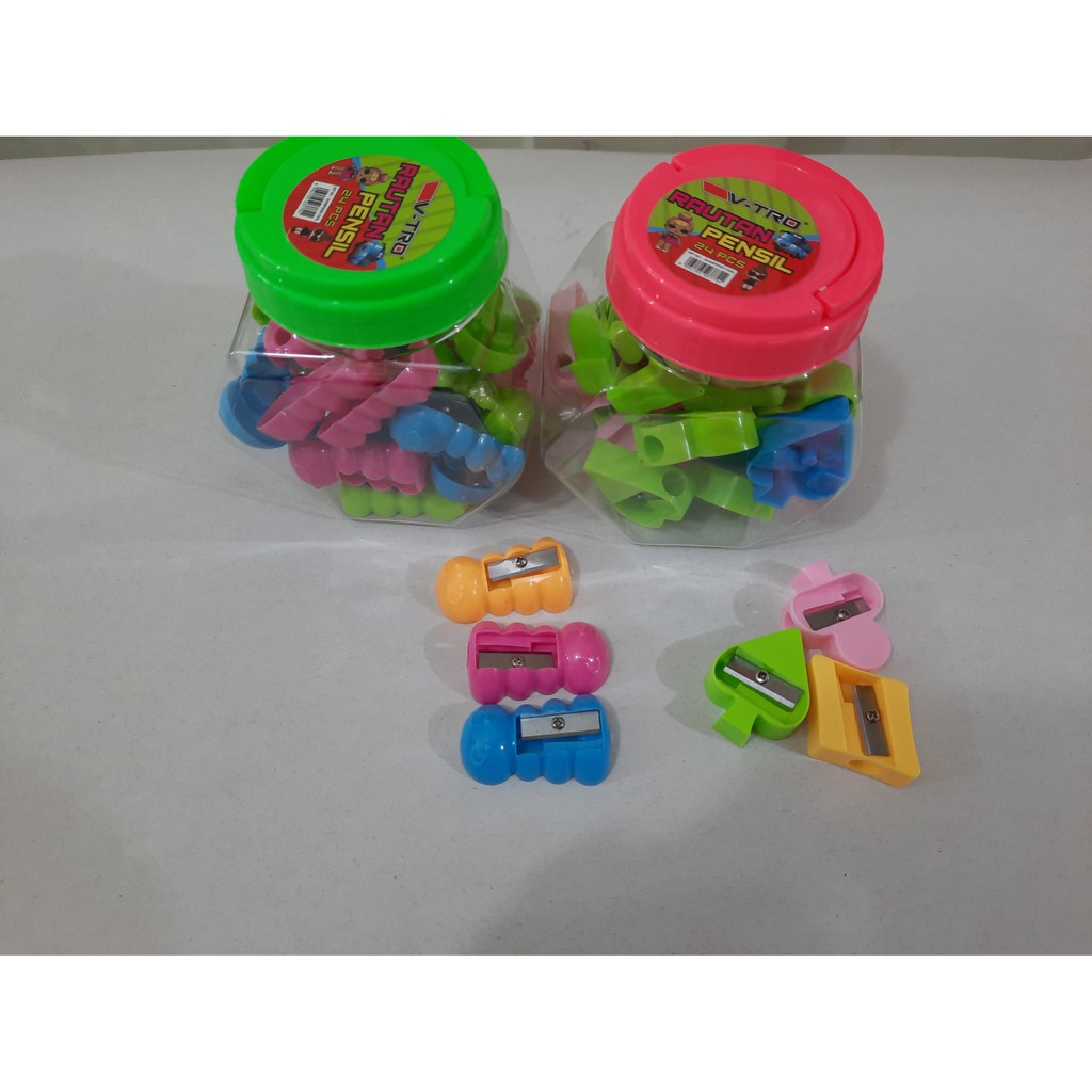 

VITRO RAUTAN MOTIF FANCY TAJAM