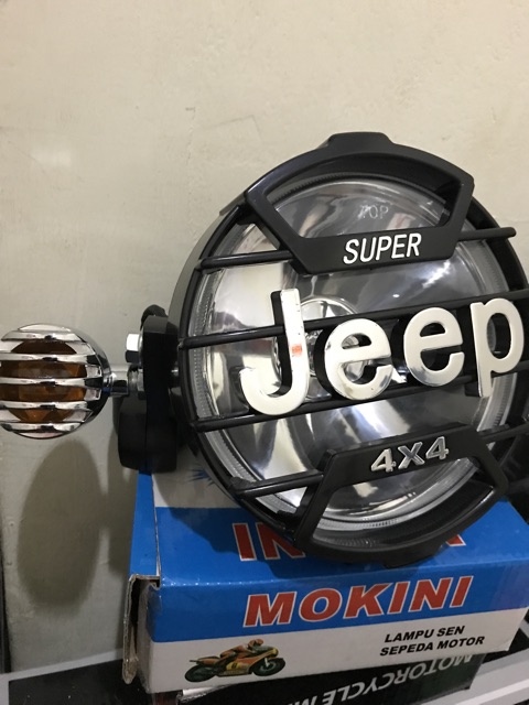 Lampu jeep plus breket cicin dan plus lampu sen