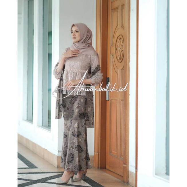 Batik Couple Kebaya Lily GRATIS JILBAB kebaya Modern Kebaya Tunangan Lamaran Kebaya wisuda