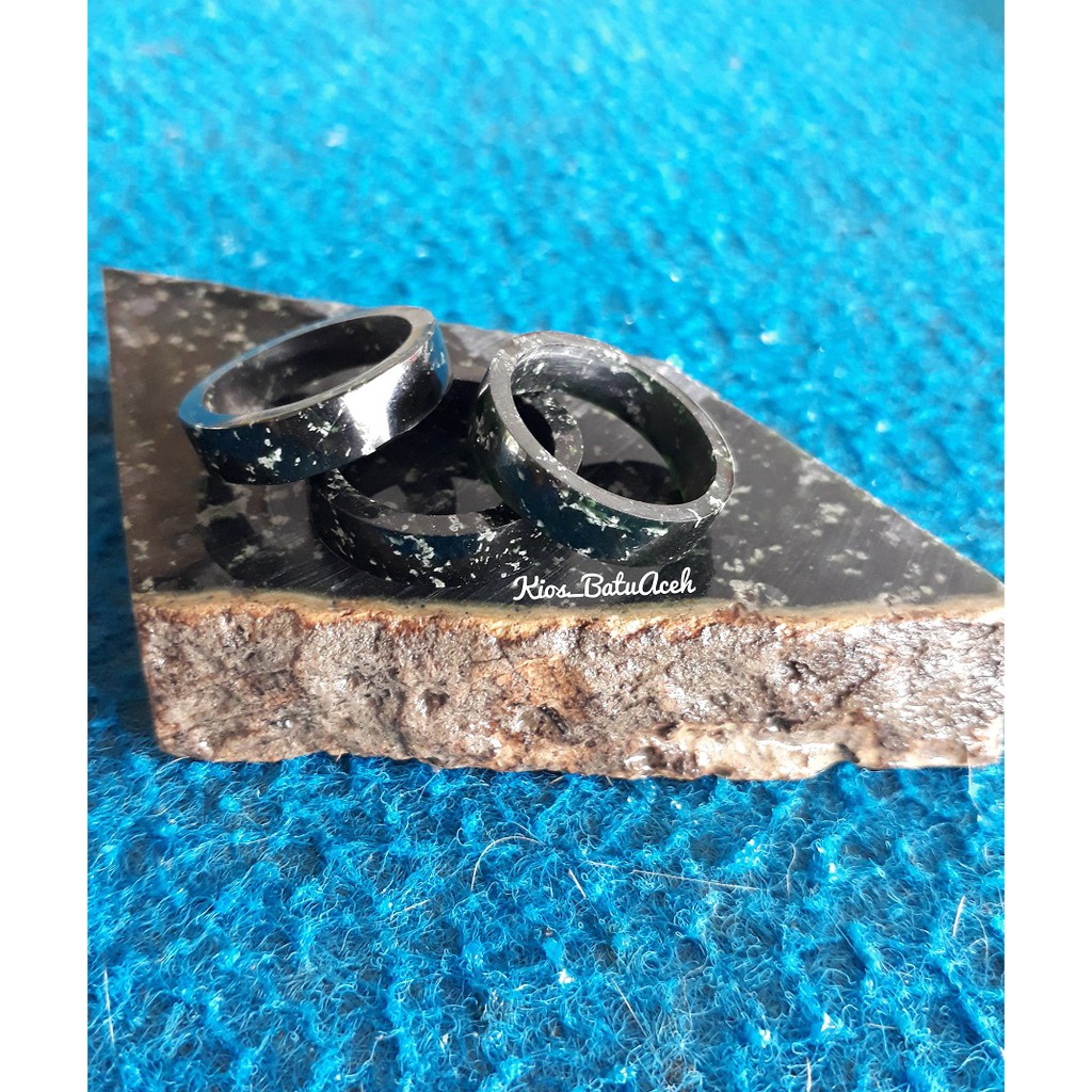 Cincin Batu Giok Black Jade Loreng Original Asli Aceh Bulat
