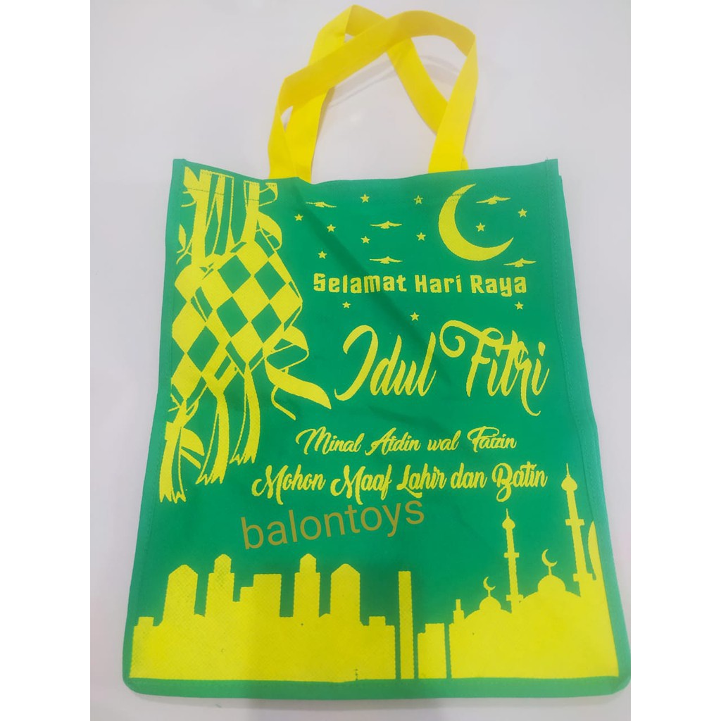 

TAS IDUL FITRI HIJAU UK PANJANG 25 TINGGI 30 DIAMETER 15 HARGA SATUAN BAHAN KAIN ADA PEREKAT