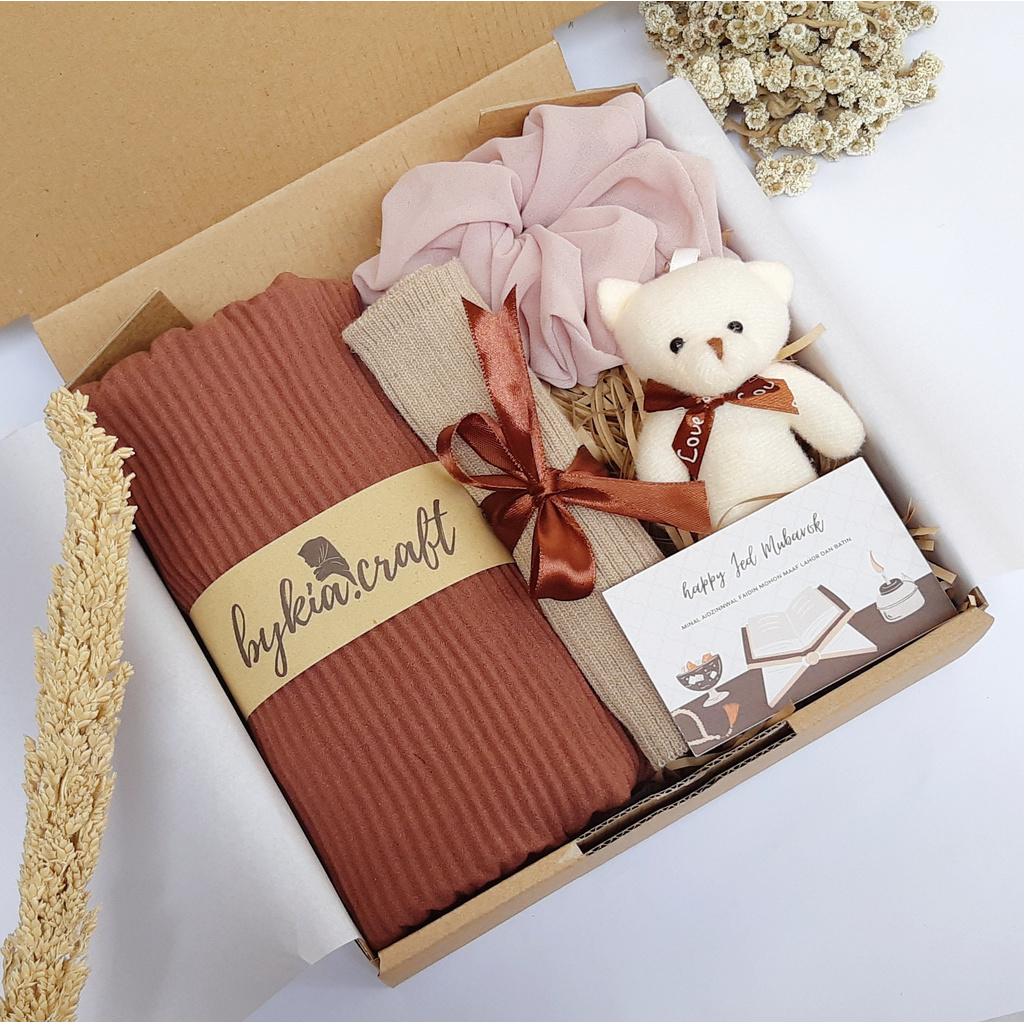 Hampers Pashmina Plisket Special GIFT BOX Kado Graduation