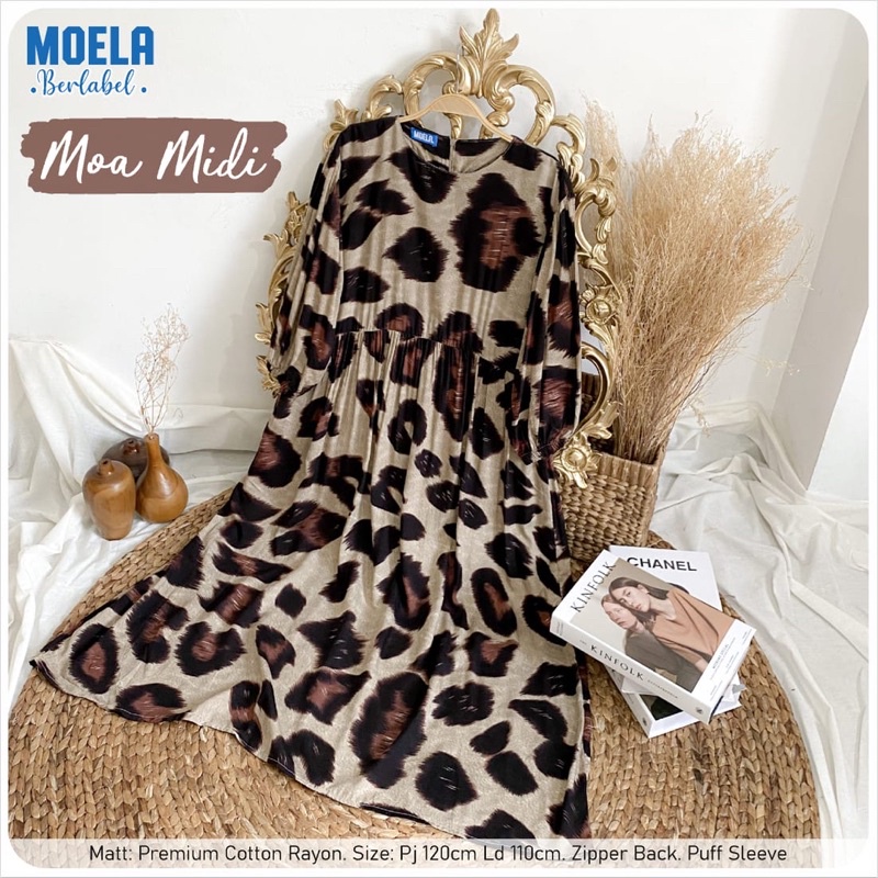 Moa Midi Dress - By Moela